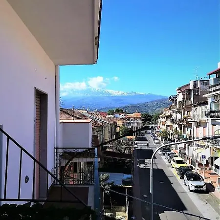 Apartment Casa Le Maioliche Giardini Naxos