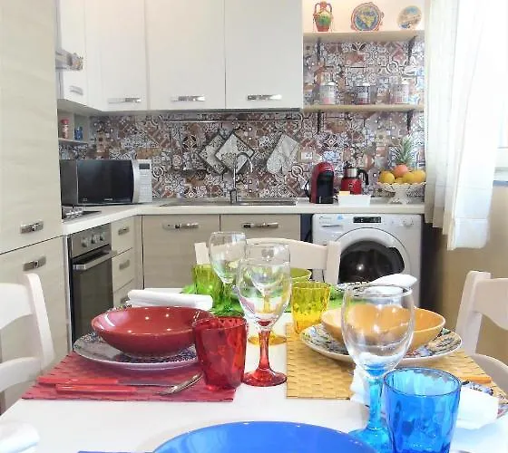 Casa Le Maioliche アパート